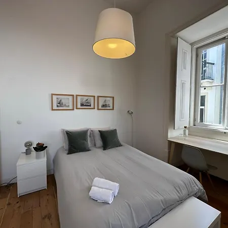 Apartment Deluxe King With Ac With2 Bedrooms *